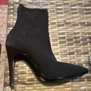 I'm in knit heeled Booties